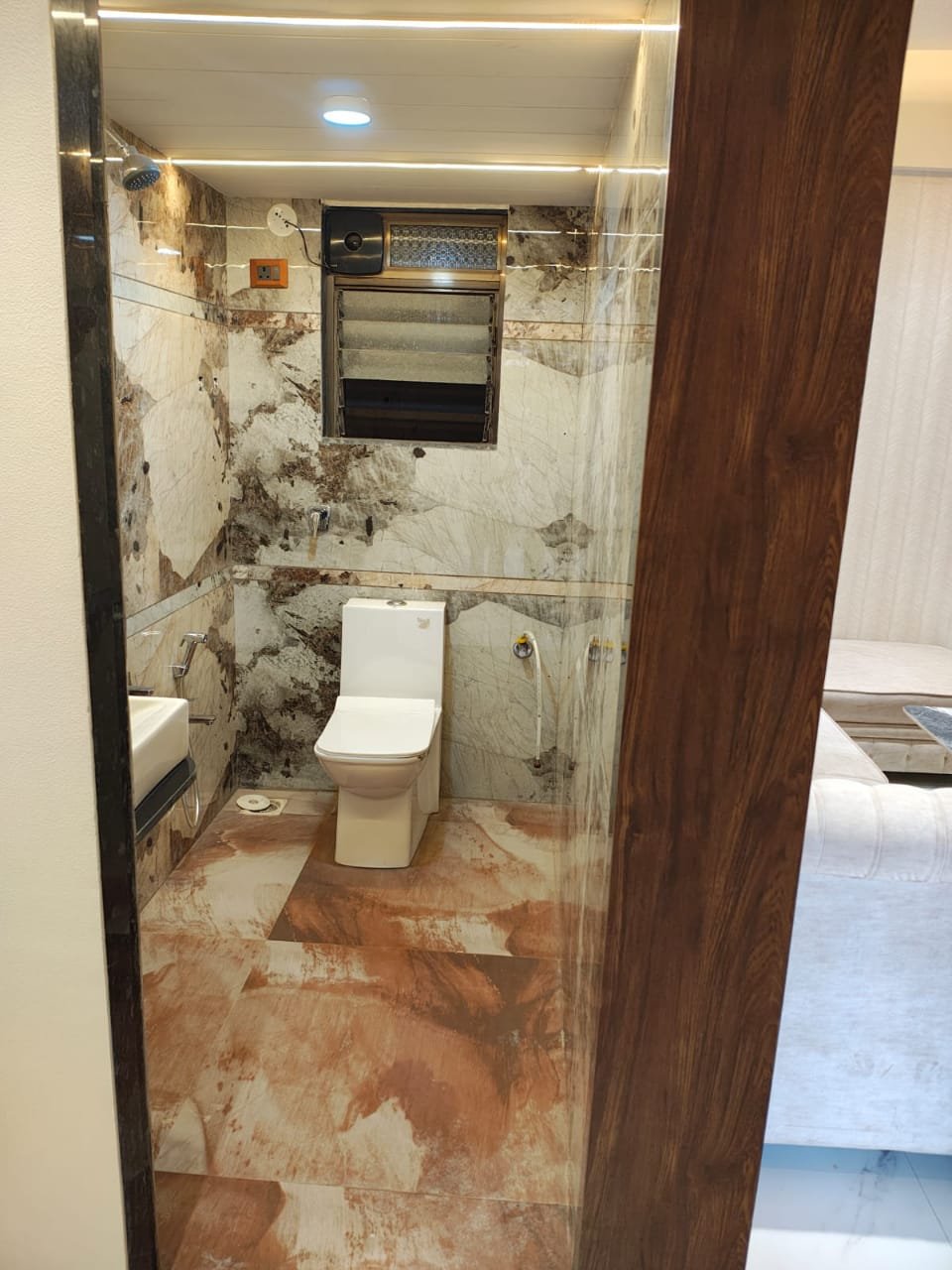 WhatsApp-Image-2025-05-08-at-10.35.14-AM