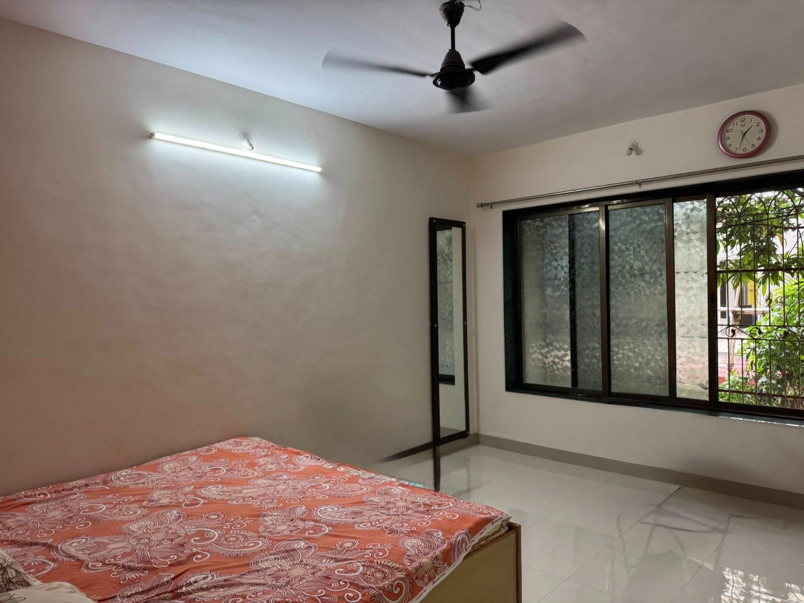 WhatsApp-Image-2025-06-09-at-10.06.01-AM