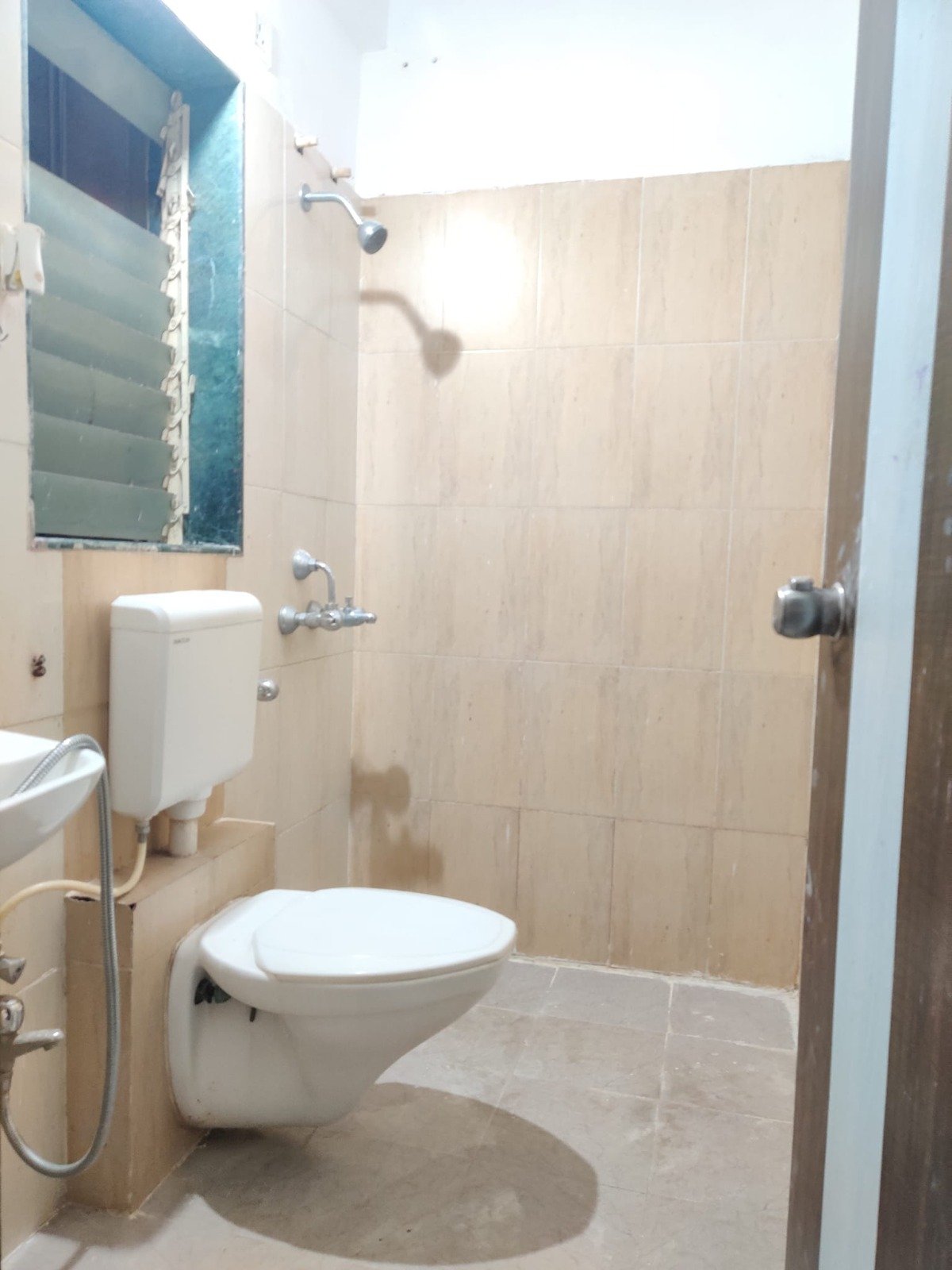 WhatsApp-Image-2025-06-26-at-11.57.55-AM-2